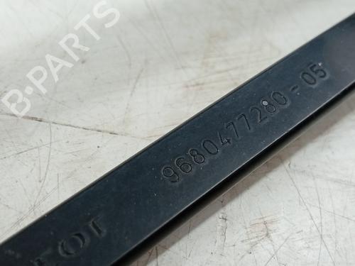 Front windshield wiper arm PEUGEOT 308 SW I (4E_, 4H_) 1.6 HDi | BP32394519C143