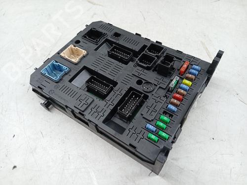 Used Fuse box Fuse box PEUGEOT 308 SW I (4E_, 4H_) 1.6 HDi (109 hp) 32394535 32394535