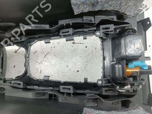 Armrest / Center console CITROËN C5 III (RD_) 2.0 HDi 165 (RDRHHA, RDRHH8) | BP32479754I20  - Image 15
