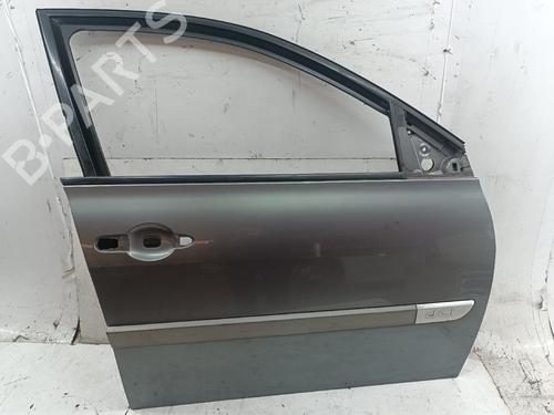 Used Right front door Right front door 32500094 32500094