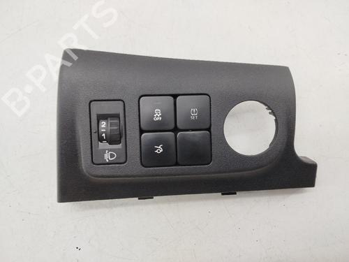 BP32505876I30 main image