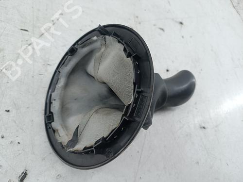 Used Shift knob Shift knob RENAULT MEGANE II (BM0/1_, CM0/1_) 1.5 dCi (BM0F, BM0T, BM2B, CM0F, CM0T) (82 hp) 32508672 32508672