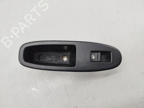Used Right front window switch Right front window switch ALFA ROMEO 159 Sportwagon (939_) 1.9 JTDM 16V (939BXC1B, 939BXC12) (150 hp) 32630035 32630035
