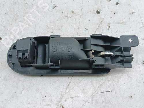 Used Front right interior door handle VW POLO III (6N1) 50 1.0 (50 hp) 32685207