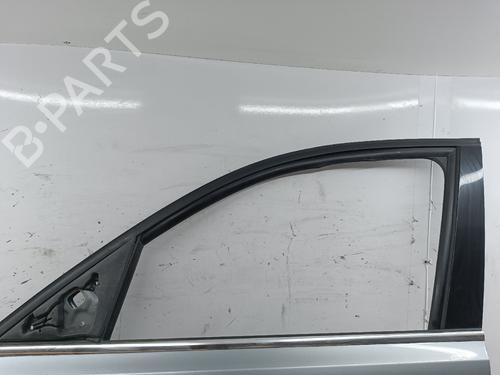 Used Left front door Left front door 32735125 32735125