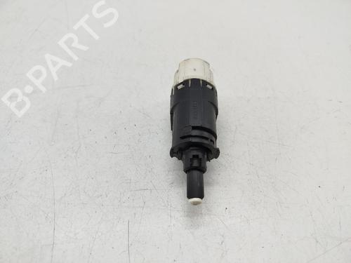 Used Electronic module Electronic module RENAULT CLIO IV Grandtour (KH_) 1.5 dCi 90 (KHN3, KHN4) (90 hp) 32983870 32983870