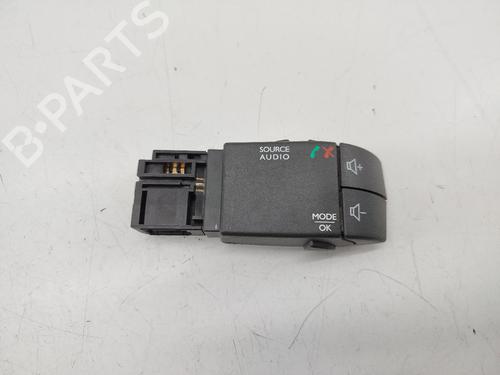Used Switch Switch RENAULT CLIO IV Grandtour (KH_) 1.5 dCi 90 (KHN3, KHN4) (90 hp) 33004501 33004501