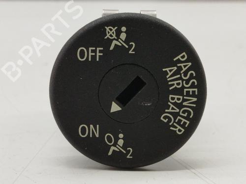 Switch BMW 5 (F10) 520 d | BP33028238I30  - Image 7