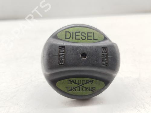 fuel-flap-bmw-5-f10-2009-2010-2011-2012-2013-2014-2015-2016-33050551 main image