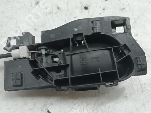 Used Front left interior door handle Front left interior door handle PEUGEOT 508 SW Estate Van (8E_) 2.0 HDi (163 hp) 33116464 33116464