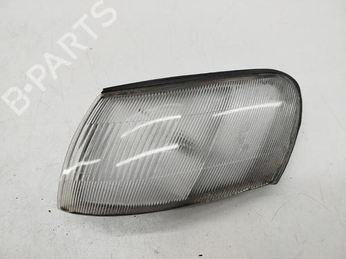 Used Left front indicator TOYOTA COROLLA (_E10_) 2.0 D (CE100_, CE100R) (72 hp) 33121294