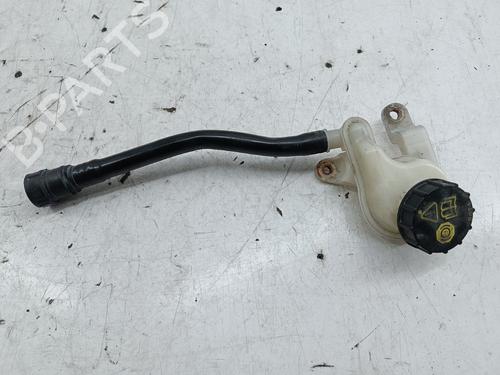 Used Brake fluid reservoir FORD FIESTA VI (CB1, CCN) 1.25 (82 hp) 33128326