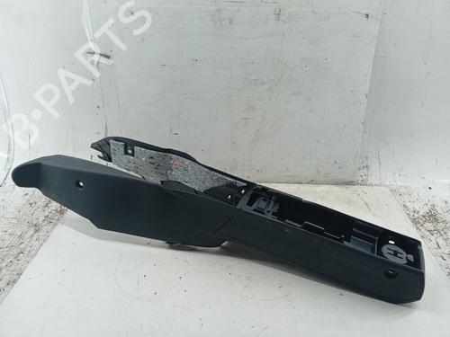 Bracciolo centrale FORD FIESTA VI (CB1, CCN) 1.25 (82 hp) 33128332