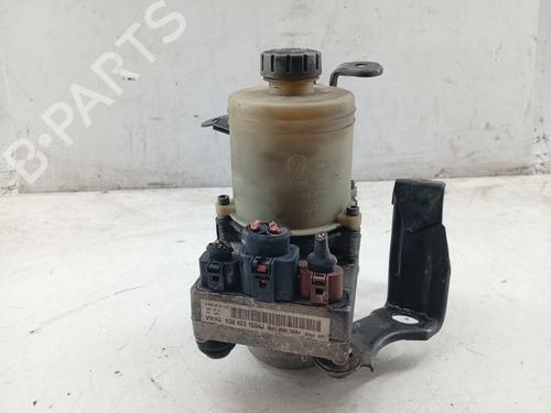 Used Steering pump Steering pump SKODA FABIA I (6Y2) 1.4 TDI (75 hp) 33174088 33174088