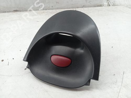 Used Warning switch Warning switch PEUGEOT 206 Van 1.9 D (69 hp) 33217473 33217473