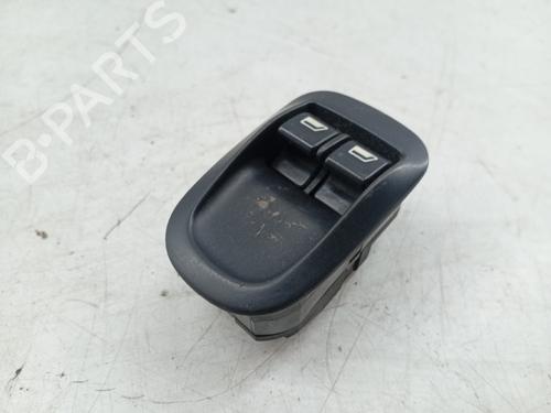 Used Left front window switch Left front window switch PEUGEOT 206 Van 1.9 D (69 hp) 33268526 33268526
