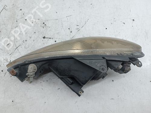 Used Right headlight Right headlight PEUGEOT 206 Van 1.9 D (69 hp) 33268532 33268532