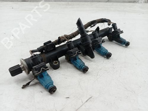 Used Injection rail Injection rail LANCIA Y (840_) 1.2 16V (840AG1A) (80 hp) 33273947 33273947