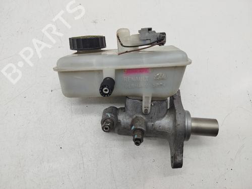 Used Brake master cylinder Brake master cylinder RENAULT LAGUNA II Grandtour (KG0/1_) [2001-2007] 33338054 33338054