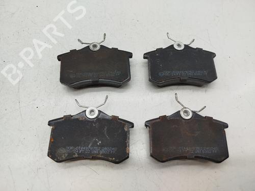 Used Left front steering knuckle Left front steering knuckle VW GOLF IV (1J1) 1.4 16V (75 hp) 33433896 33433896