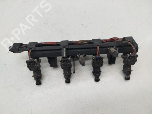 Used Injection rail Injection rail VW POLO III (6N1) 55 1.3 (55 hp) 33466421 33466421