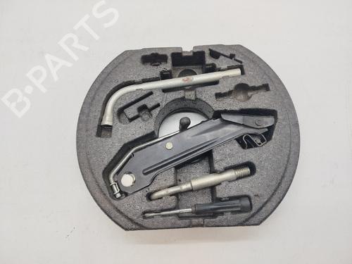 Used Jack Kit Jack Kit SEAT ALTEA XL (5P5, 5P8) [2006-2015] 33548840 33548840