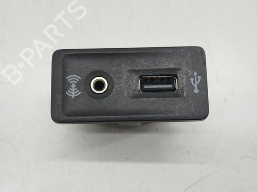 Used Electronic module Electronic module VW GOLF VII Variant (BA5, BV5) 1.6 TDI (105 hp) 34060249 34060249