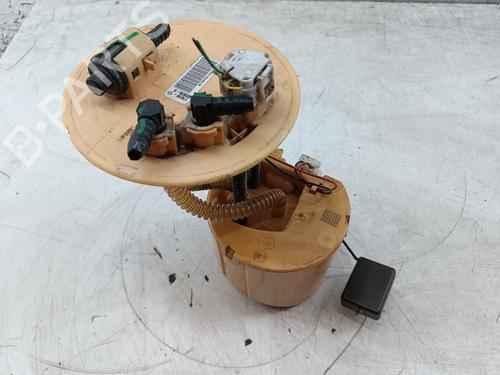 Used Fuel pump Fuel pump TOYOTA AURIS (_E15_) 1.4 D-4D (NDE150_, NDE150R) (90 hp) 34060274 34060274