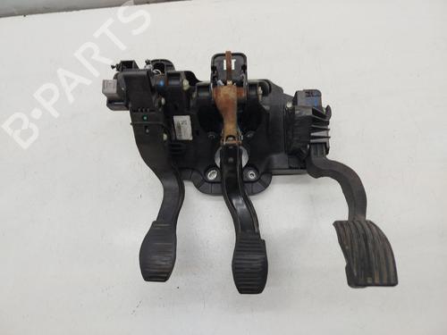 Used Pedal Pedal OPEL CORSA D (S07) 1.3 CDTI (L08, L68) (90 hp) 34187644 34187644