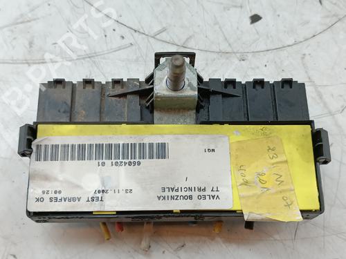 Used Fuse box Fuse box PEUGEOT 308 I (4A_, 4C_) 1.6 HDi (90 hp) 34187674 34187674