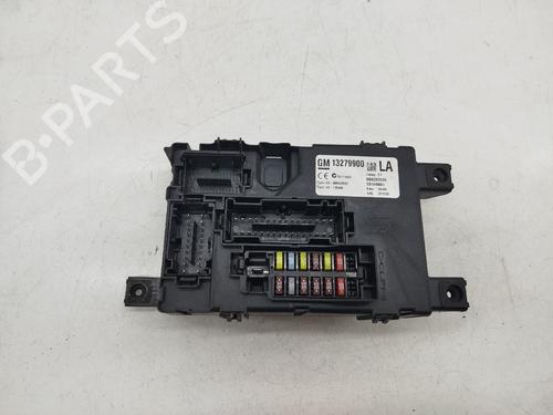 Used Fuse box Fuse box OPEL CORSA D (S07) 1.3 CDTI (L08, L68) (90 hp) 34194269 34194269