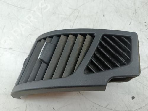 air-vent-bmw-1-f20-2011-2012-2013-2014-2015-2016-2017-2018-2019-34213053 main image