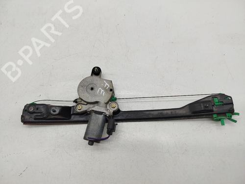 Elevalunas delantero izquierdo Elevalunas delantero izquierdo FIAT PUNTO (188_) 1.2 60 (188.030, .050, .130, .150, .230, .250) (60 hp) 34248339 34248339