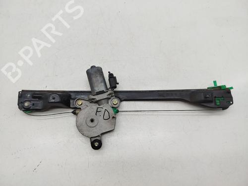 Elevalunas delantero derecho Elevalunas delantero derecho FIAT PUNTO (188_) 1.2 60 (188.030, .050, .130, .150, .230, .250) (60 hp) 34248342 34248342