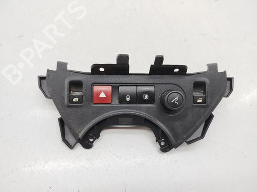 Fechadura do capot Fechadura do capot CITROËN BERLINGO Box Body/MPV (B9) 1.6 HDi 75 (75 hp) 34496029 34496029
