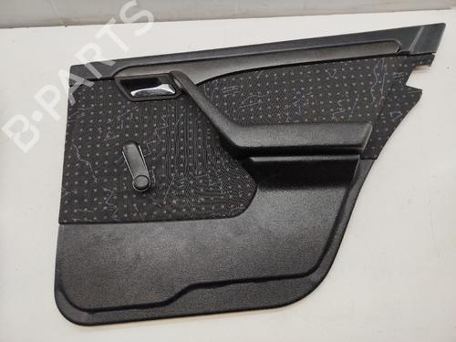 Bageste højre beklædning Bageste højre beklædning MERCEDES-BENZ C-CLASS (W202) C 200 D (202.120) (75 hp) 34524357 34524357