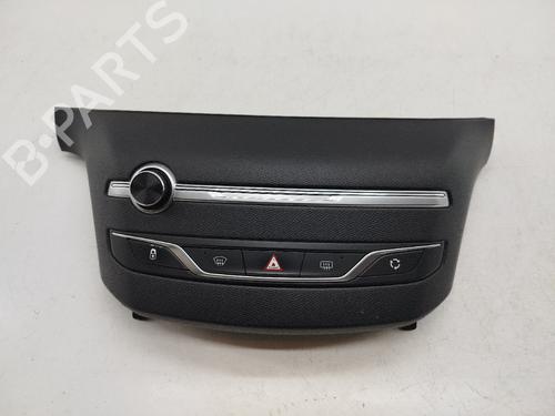 Used Switch Switch PEUGEOT 308 II (LB_, LP_, LW_, LH_, L3_) 1.5 BlueHDI 100 (102 hp) 34524370 34524370