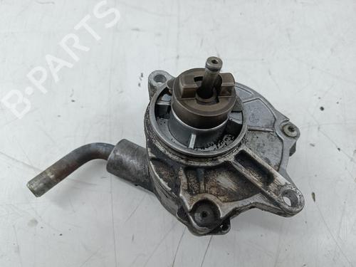 Used Vacuum pump Vacuum pump MERCEDES-BENZ C-CLASS (W202) C 200 D (202.120) (75 hp) 34524377 34524377