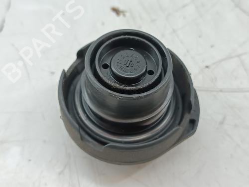 Tapón combustible Tapón combustible VW GOLF V Variant (1K5) 1.9 TDI (105 hp) 34636905 34636905