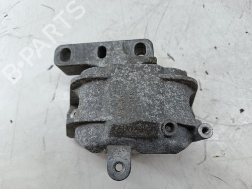 Soporte motor Soporte motor VW GOLF V Variant (1K5) 1.9 TDI (105 hp) 34636906 34636906