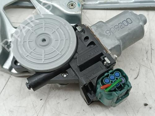 Right rear window motor NISSAN LEAF (ZE1) | BP34707152E22 - Image 2