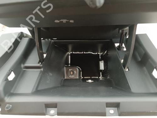 Handskerum NISSAN LEAF (ZE1)  | BP34707171C95  - Image 6