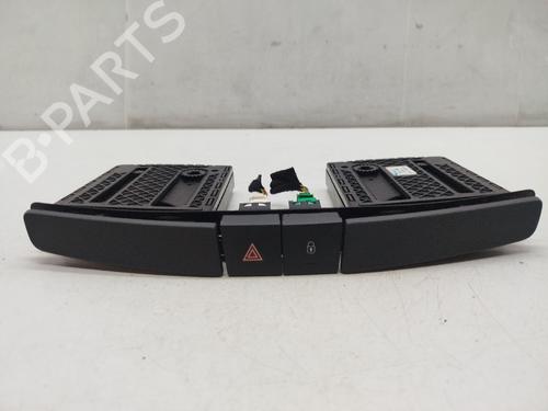 Kopholder/Genstandsholder Kopholder/Genstandsholder PEUGEOT 508 SW I (8E_) 2.0 HDi RXH Hybrid4 (200 hp) 35727824 35727824