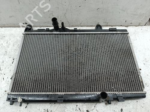 water-radiator-toyota-yaris-_p1_-1999-2000-2001-2002-2003-2004-2005-35738688 main image