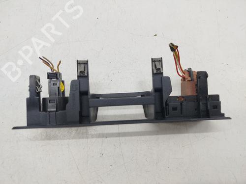 Switch PEUGEOT 508 SW I (8E_) 2.0 HDi RXH Hybrid4 | BP35738690I30 - Image 2