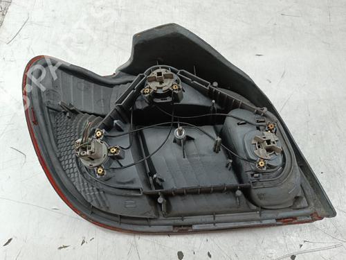 right-taillight-toyota-yaris-_p1_-1999-2000-2001-2002-2003-2004-2005-35738692 main image