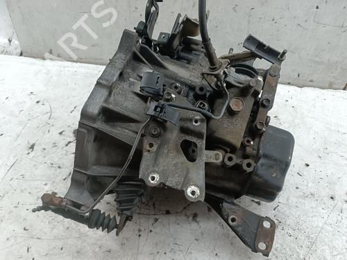 Used Gearbox Gearbox TOYOTA YARIS (_P1_) 1.4 D-4D (NLP10_, NLP10R) (75 hp) 35753814 35753814
