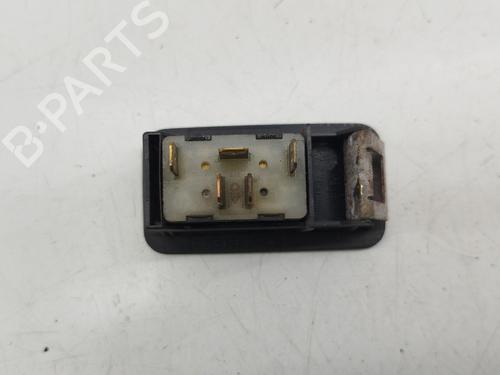 Right front window switch VW POLO (6N2) 1.9 SDI | BP35814259I26 - Image 3