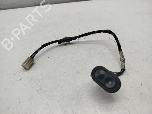 Used Right front window switch Right front window switch OPEL CORSA B (S93) 1.5 TD (F08, F68, M68) (67 hp) 35916388 35916388