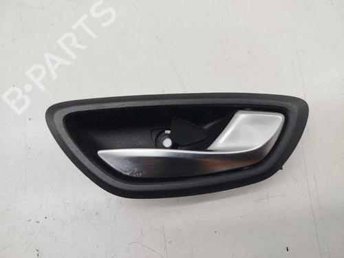 front-right-interior-door-handle-renault-megane-iv-grandtour-k9amn_-2016-35932459 main image